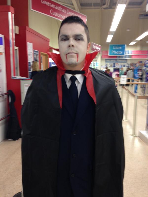 sarah davies tweet media