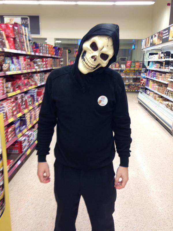 sarah davies tweet media