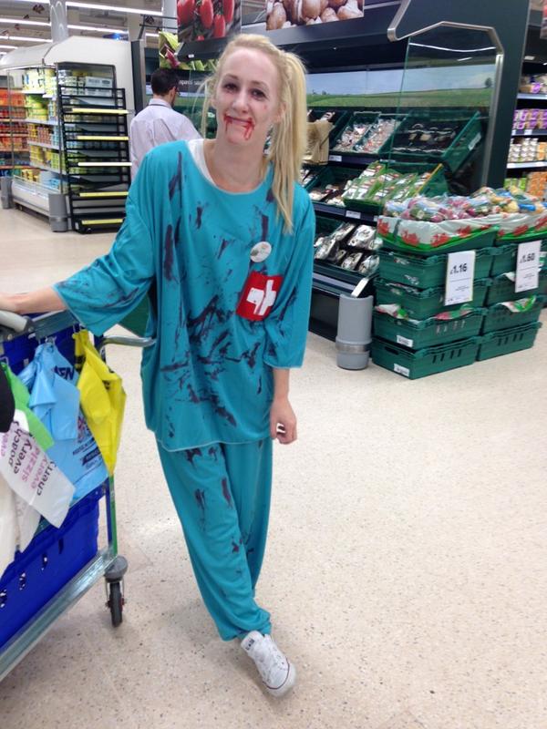 sarah davies tweet media