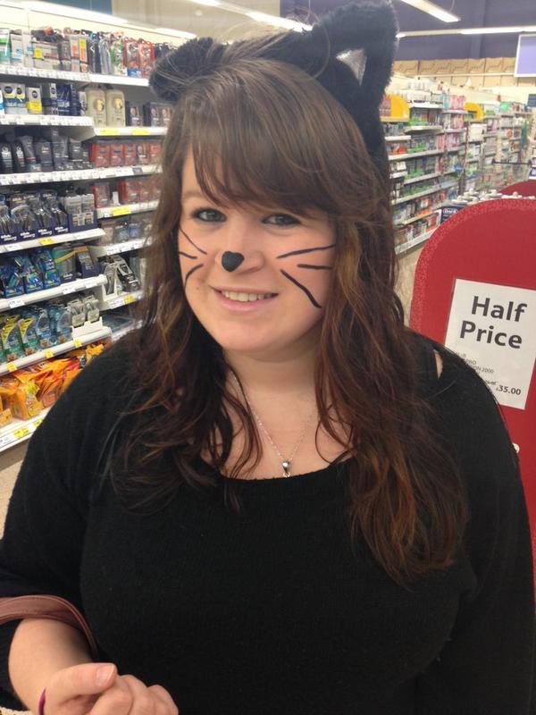 sarah davies tweet media