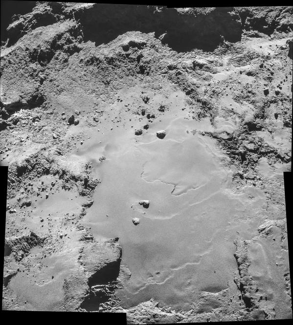 DoTryThisAtHome's tweet image. Rosetta releases incredible image of 67P comet bit.ly/1sQ0xz4
