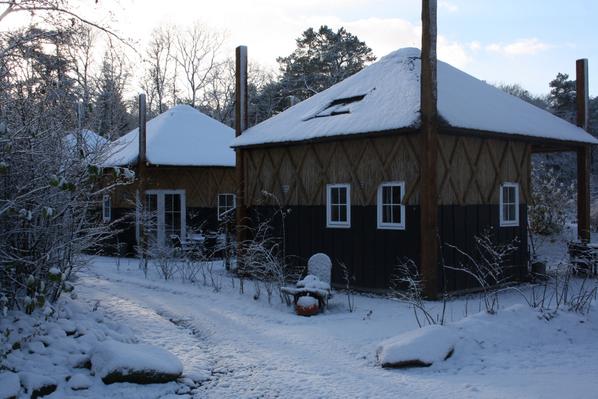 norgerberg's tweet photo. #winter #arrangementen voor een #weekendje weg in #bungalow of #Hooikiep Kijk op onze site. http://t.co/BDspaGrYyp http://t.co/DD6uAS8wAW