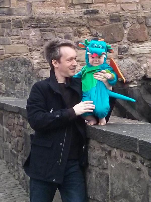 paradoxdeux's tweet photo. As a dragon, storming Edinburgh Castle is all part of the job description. #dragonkit http://t.co/Us1S8oLwvq