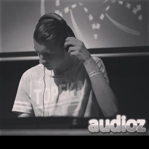 Basscontrollerz's tweet photo. AUDIOZ ✔ http://t.co/hy7EMuzZnU