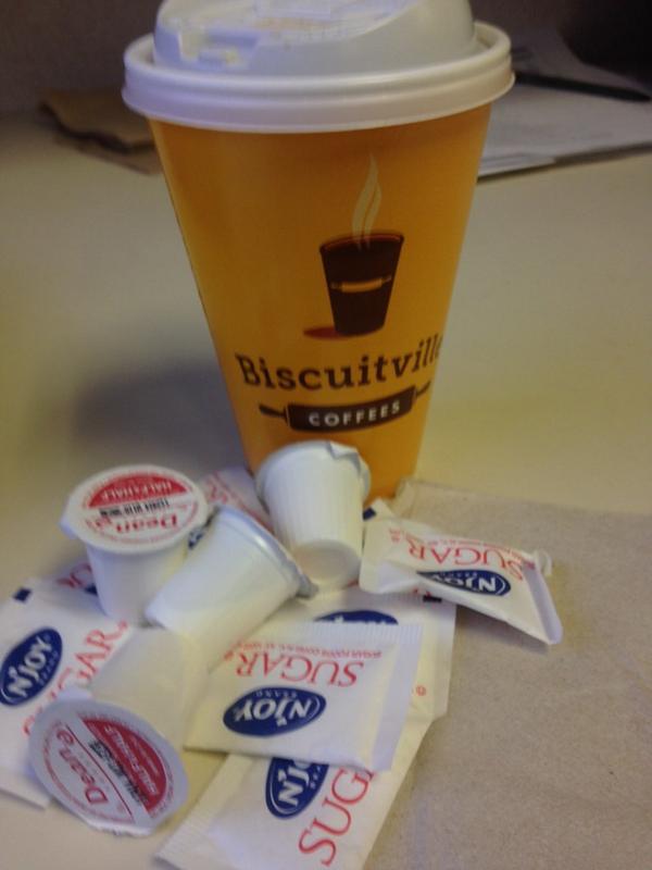 peacelovejabby's tweet image. I'm not a fan of sugar nor coffee but ... #electionlife 4 days!