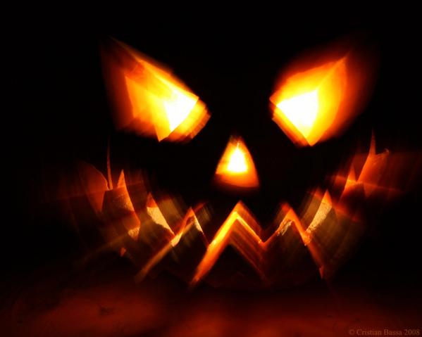 Terranomaly's tweet photo. Happy Halloween! http://t.co/nFfezpzsxk