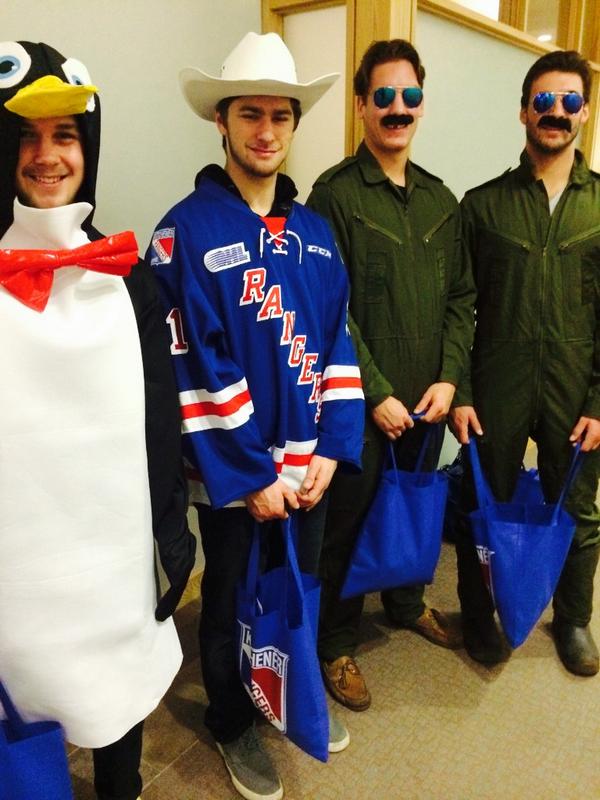 OHLRangers's tweet photo. Happy Hallowe'en from the Rangers! Thanks to @GRHospitalKW for having us today. http://t.co/TubgcRzc09
