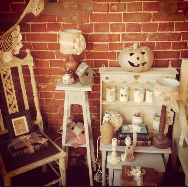 olive_long's tweet photo. #happy #halloween Facebook olivong1908 #shabbychic #vintage #handmade #craft #homedecor #gifts http://t.co/HWQHbLlMM6