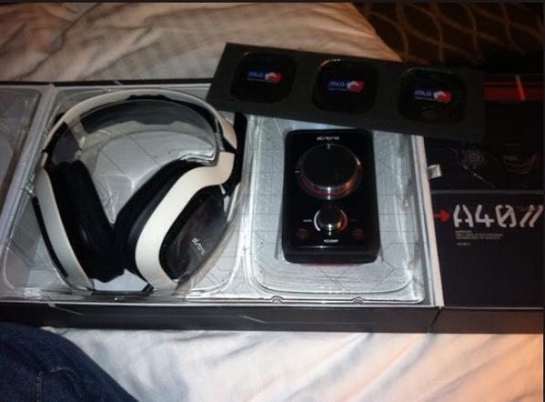 ColbyTrojaN's tweet photo. Giveaway: Brand new Astro A40s! I'll be giving them away thanksgiving day! RT to enter http://t.co/6DlDs6IylZ