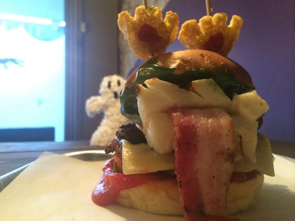 purplepigboro's tweet image. Tongue-guy on the fence @PurplePigYarm @Purplepighull @YarmItalian