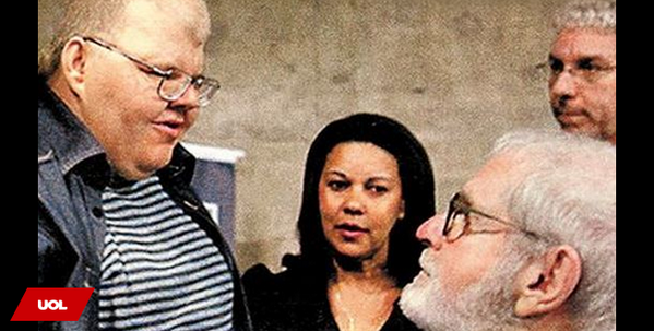 UOL's tweet image. Morre no Rio de Janeiro o filho de Jô Soares bit.ly/1sR5LLb