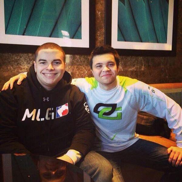 BoZe's tweet image. Happy Halloween