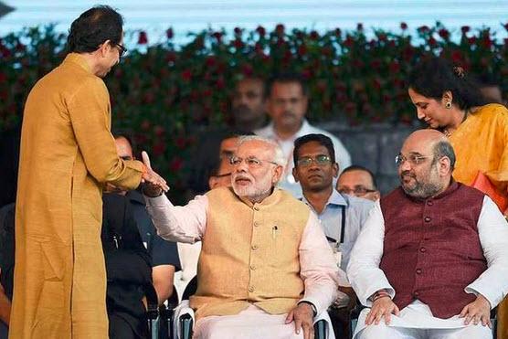 Vande_Mataram's tweet image. Evn b4 I congratulate #MahaCM @Dev_Fadnavis...I first appreciate gesture of Shri Uddhav
Hope SS works for a gr8 Maha