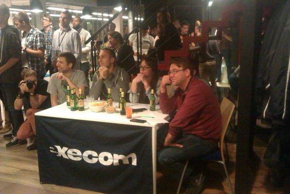 qa_jk's tweet photo. @ExecomTweet just now! @EESTECLCNoviSad #android apps #competition http://t.co/kCdlBNl3a2