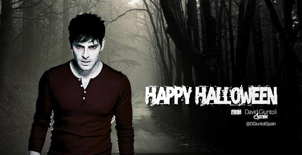 Happy Halloween! / ¡Feliz Halloween! @mistergiuntoli @NBCGrimm @TeamGiuntoli @BitsieSpain <a href="/Calle13/">Calle 13</a>