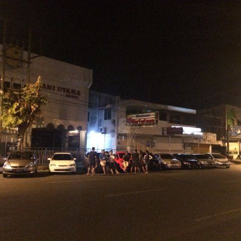 Kondisi lagi rame :D