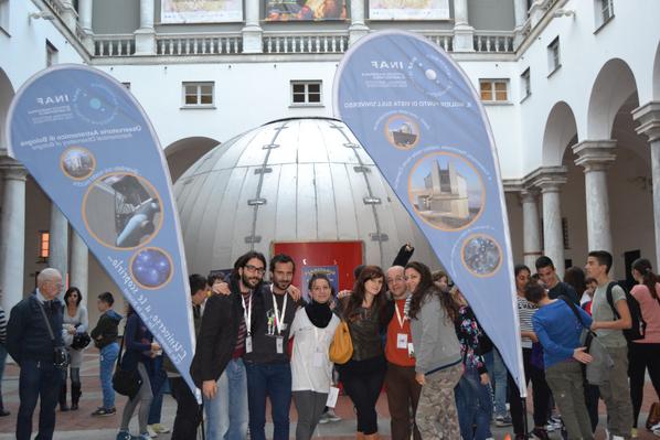 sofosaps's tweet photo. Una cartolina dal #festivalscienza @mediainaf http://t.co/xjIQvHrTtZ