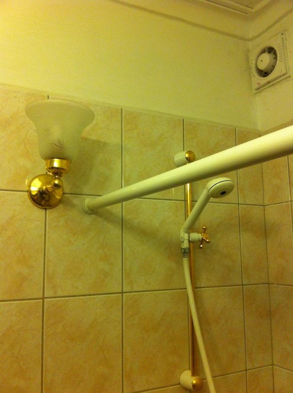 It seems this is acceptable Polish wiring. Not in the UK! <a href="/officialNICEIC/">NICEIC</a> <a href="/TrustMarkUK/">TrustMark</a>