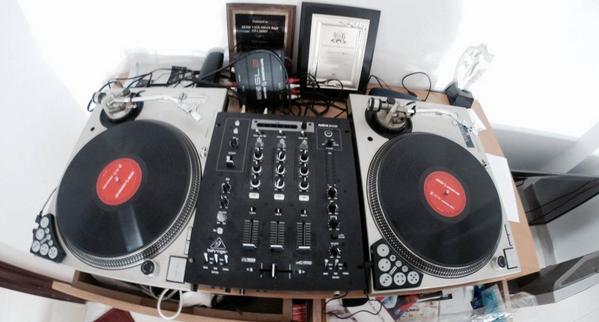 Navie_hoang's tweet photo. Bedroom toys.
#turntable #dj #navie #Halloween http://t.co/pdFjtuGqjV