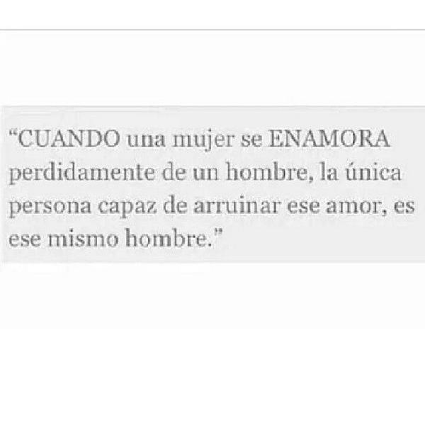 _JeanSr's tweet photo. Cuando una mujer se enamora... http://t.co/smDQZi4rsQ