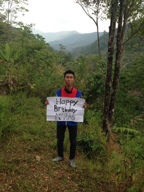 Happy Birthday Sayangku{}♥