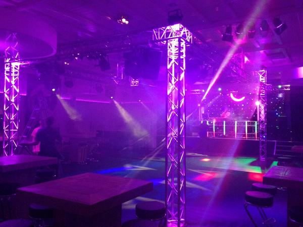 We zijn er klaar voor. Zaal open om 20:00