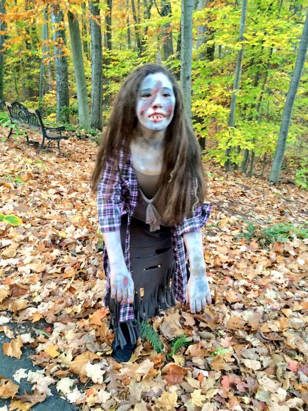 TimBurt2's tweet photo. In true #TheWalkingDead fashion--Madison's gone all #zombie for #Halloween! http://t.co/s2Nfkivs6N