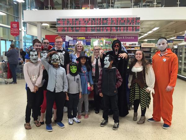 daniellep1209's tweet photo. @TescoAstonLane celebrating a spooky Halloween! 👻🎃👻🎃 @nick_raban @m01vju @SAMuellWWFC @hannahalsaady @dmharm1974 http://t.co/eemjZplRB3