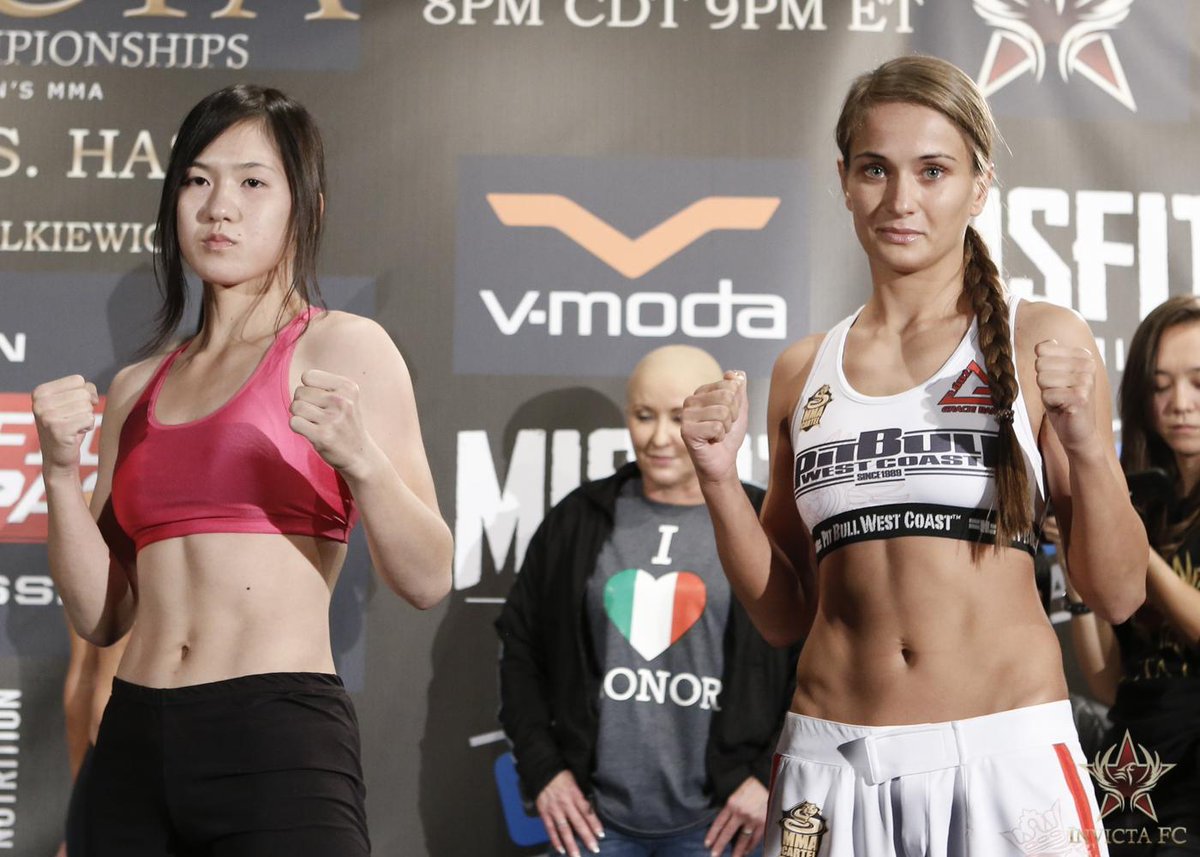 Akira Kajiki Invictafights Invictafc9 セミファイナル カロリーナ コバケビッチvs魅津希 と写真付きツイート 対戦カード Http T Co Rybvohugxs Rt Hakushinkarate Http T Co J3nnnb5uwp