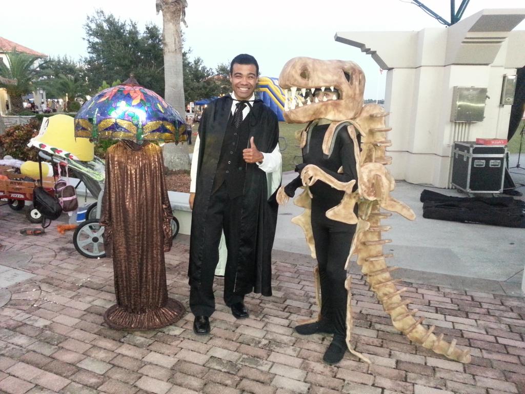 JM_Vox's tweet photo. What cool costumes! I always have a great time at Halloween In The Village! #cocoahalloween http://t.co/gQQ5U80TsZ