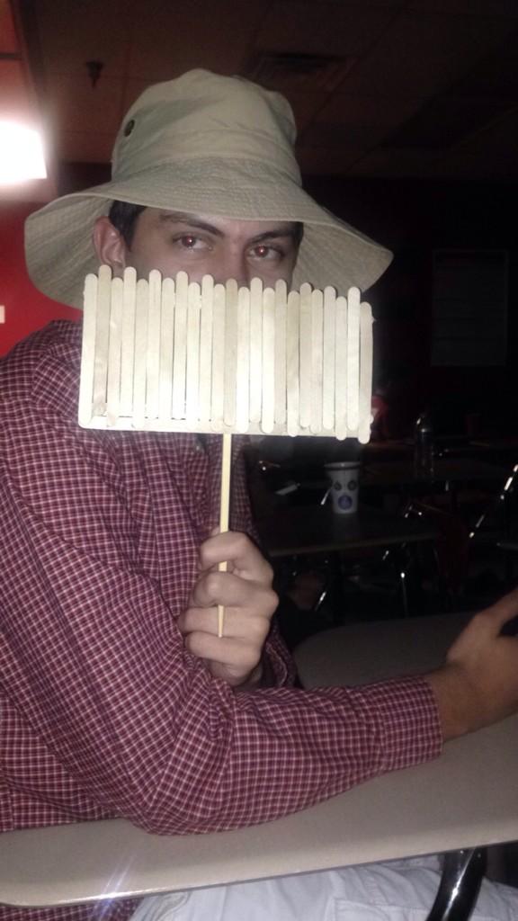 steFaniiee123's tweet photo. When Todd gets tired of me flaming him #FencesUp #HomeImprovment #Wilson http://t.co/X7985zsu6f