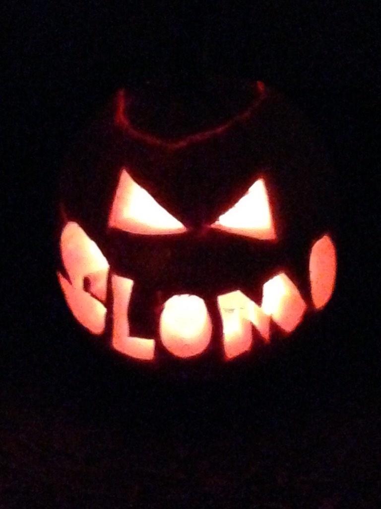 weareslomo's tweet photo. Happy Halloween you beautiful creatures x http://t.co/58bDkLWVVA