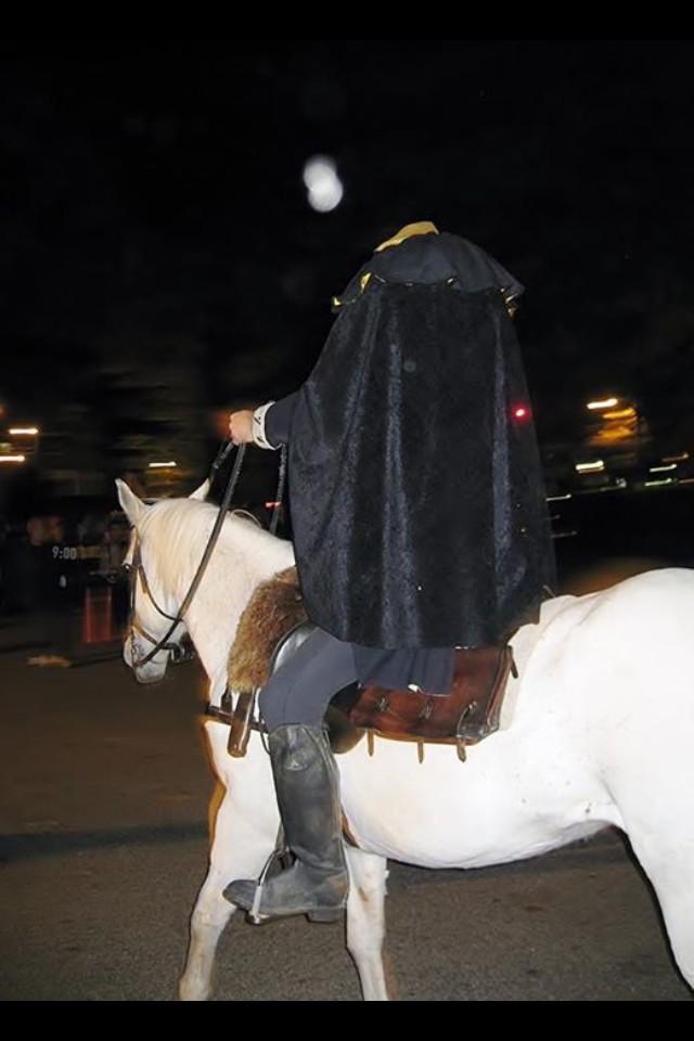 KataKoloszar's tweet photo. Heading back to @SleepyHollow 😀😍 #HappyHalloween with #HeadlessHorseman and all the creeps!!! Can't wait!!!! http://t.co/TDP7KRAqP0