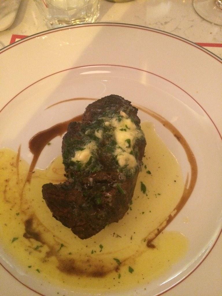 conormc_n's tweet photo. @broadsheet_ie @BeeftroDublin the steak that looks like #ireland #BalfeSt http://t.co/jRPq361VEN