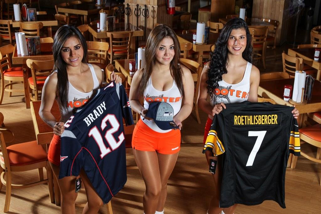 GraficoSports's tweet photo. Próximamente @record_mexico y @HootersdeMexico en evento con causa. #recordphoto #sesionesRecord http://t.co/k90QBdMOB4