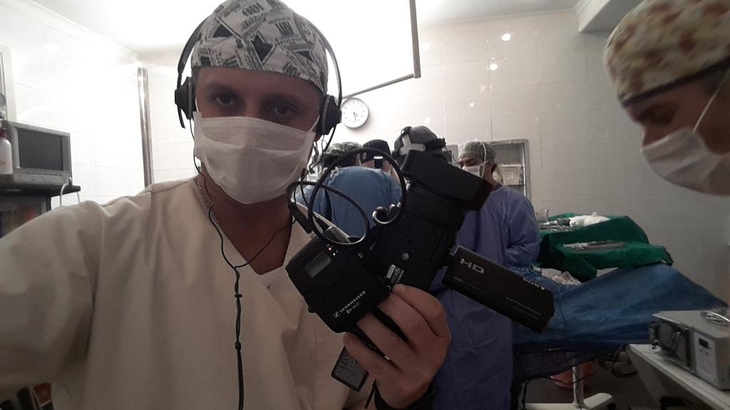 guiyecastro's tweet photo. Grabando Nuevo Reality de Medicina Estetica http://t.co/3pjJaTcHQj