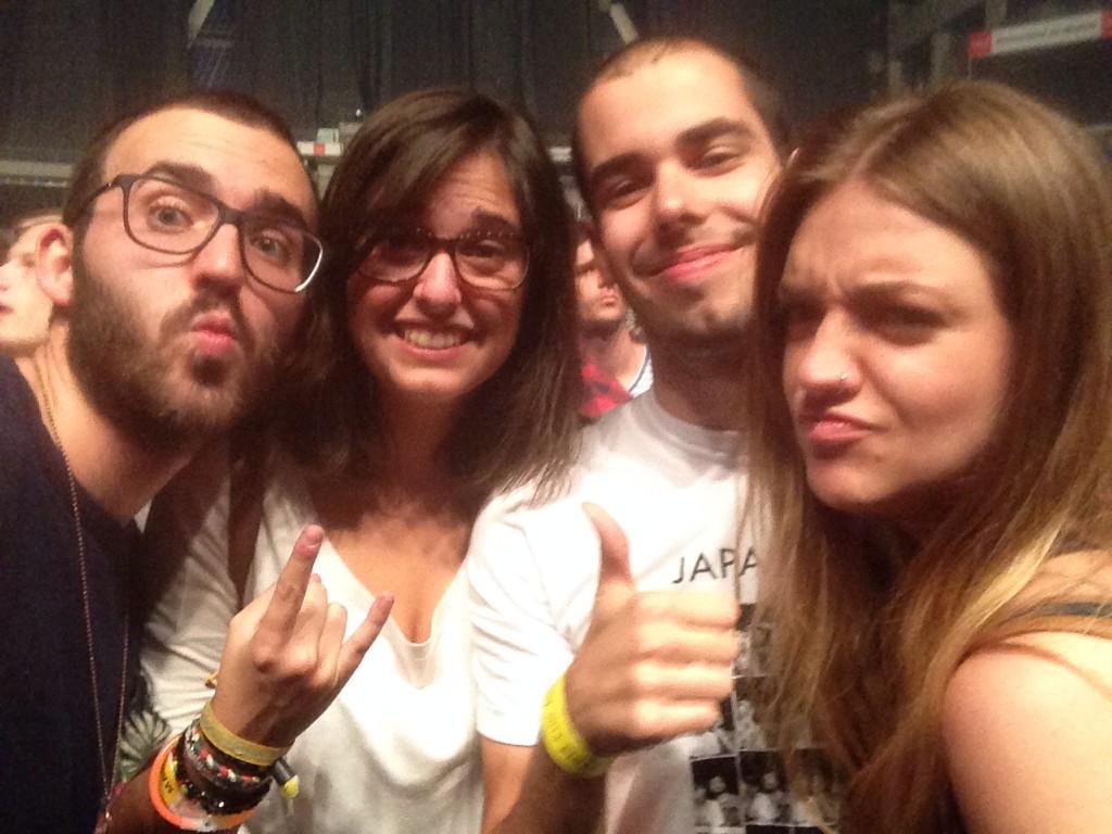 Mario_kooks's tweet photo. Nos estamos motivando 👌#MADLiveBySony http://t.co/51K9fPb2Yi