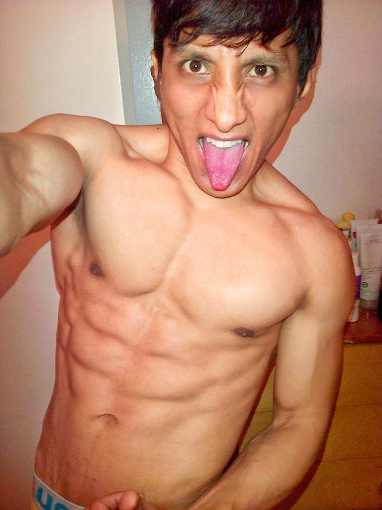 julioruiz's tweet photo. #halloween2014 #summer2015 #30DaysPLLChallenge @EliteGreatness @6PackFitness @GYMoholics @SpartanWorkouts http://t.co/qy36toOiDZ