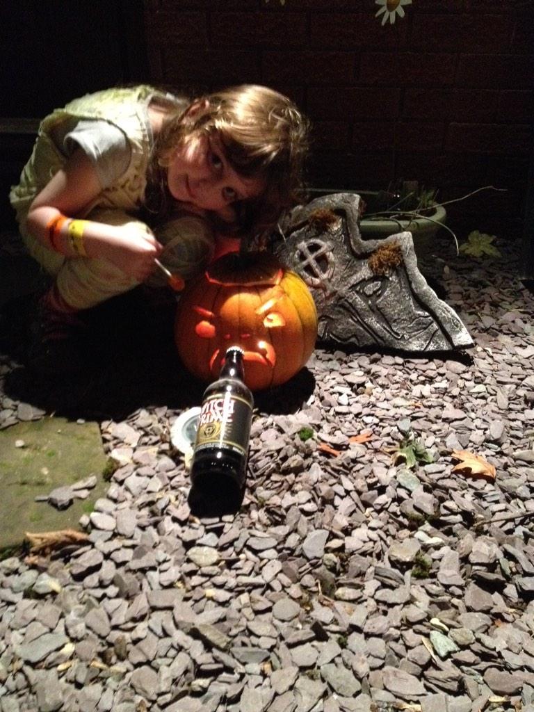 PaulaManley17's tweet photo. #chancemovie kickstarter didn't reach target, but exciting plans on http://t.co/a3pbBgBo1B! Durian pumpkin + WP beer http://t.co/K6h0VEhzPF