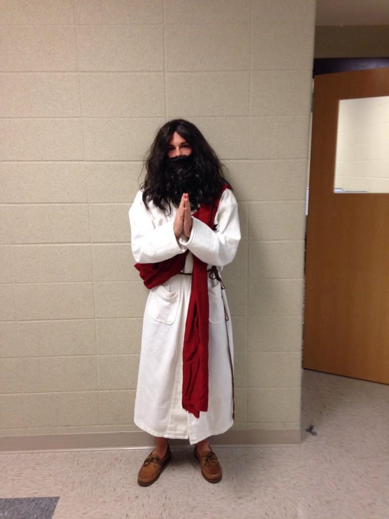 ecarT_'s tweet image. Thank you everybody for making this day unforgettable! Hope you all have a blessed Halloween! 🎃👻 #downwithiss