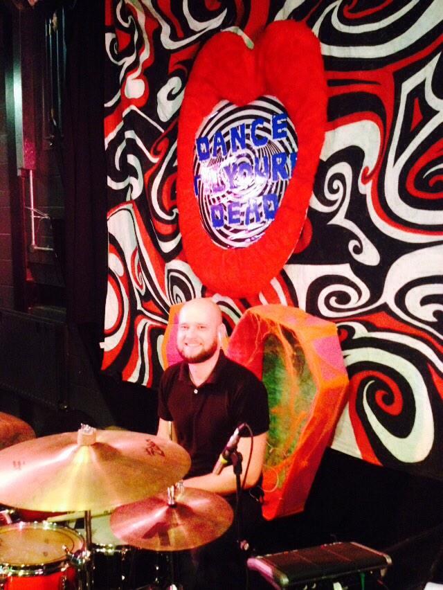 We're playing a last minute gig at Cluny 2 tonight, <a href="/chrismcgreevy/">Chris McGreevy</a> is playing in a coffin. Free entry, on at 9.30pm!