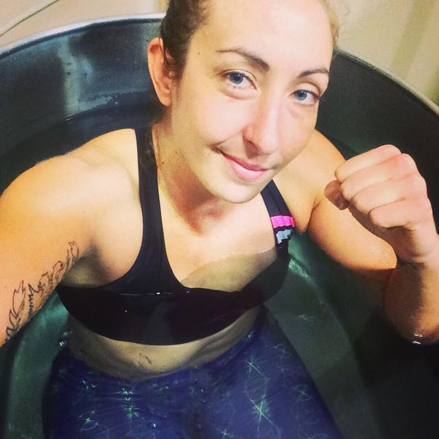 heatherjoclark's tweet photo. #IceBath #EveryDamnDay #AHurricaneIsBrewing @UltimateFighter @ufc @TUFFinale #Dec12 #KOCom... http://t.co/ipRWrGtC1w http://t.co/gqmB919LUJ