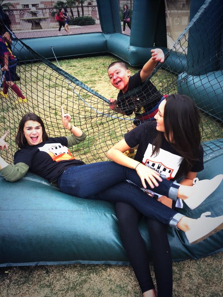 JacquieLowe4's tweet photo. Happy Halloween from the ZBT Children's Carnival on campus! 🎃🎃🎃 http://t.co/K2cGgk938w