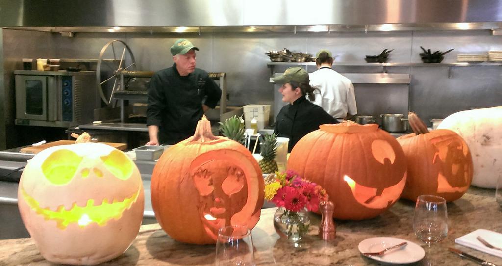 Act as though nothing is happening... #cheflife #Halloween
