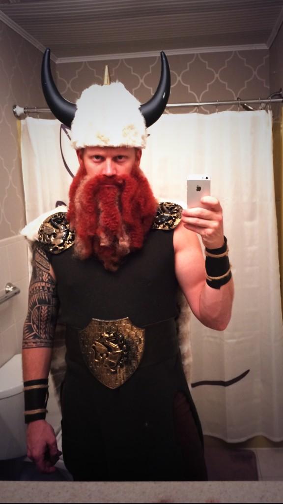 GrahamPixley's tweet photo. Happy Halloween #vikingselfie http://t.co/1Ms8yLFij0