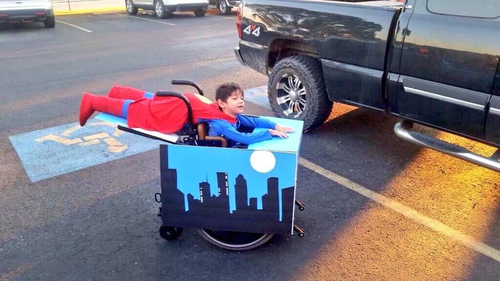 My hero of the day. Brilliant. 

#Halloween