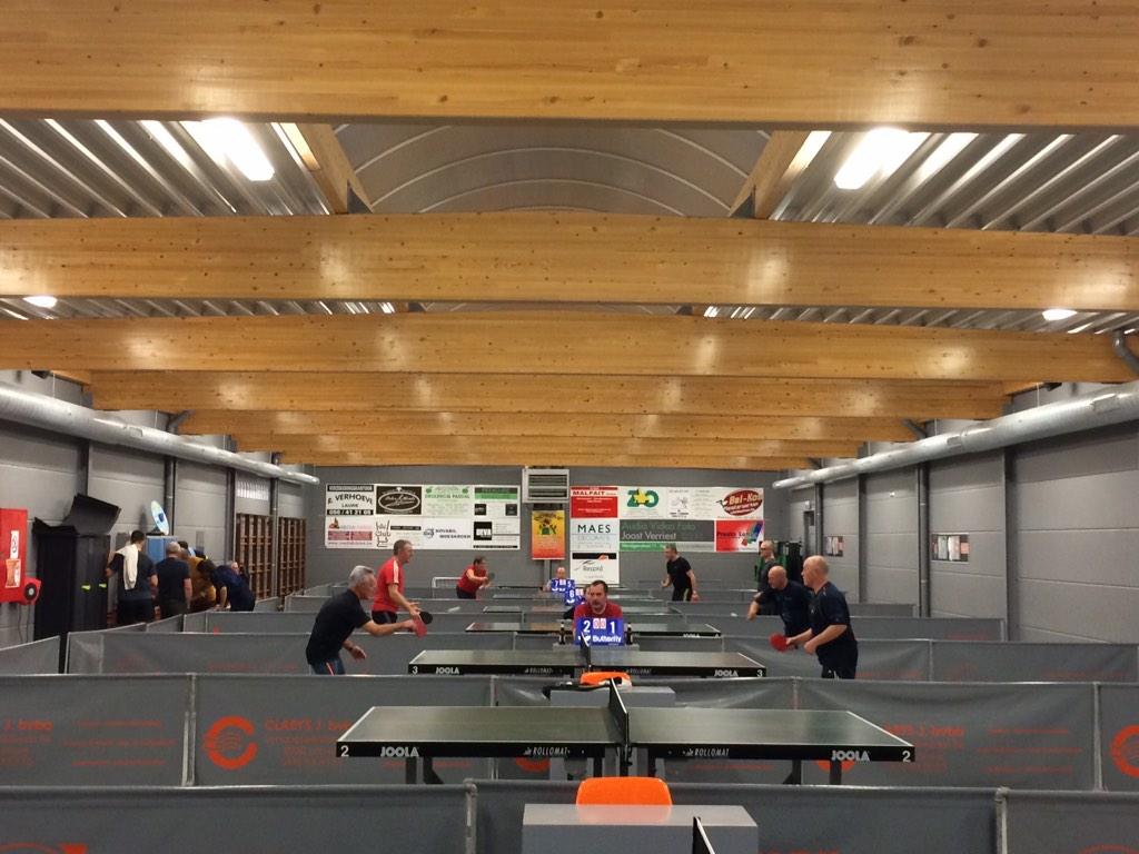 TTCLauwe's tweet photo. Vriendschappelijk recreantentornooi tussen Lauwe en Ledegem ! Veel succes http://t.co/wUy83aEx9k