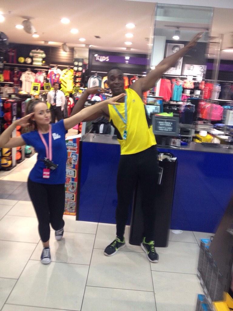 Tosanm's tweet photo. @FranMitchelllll @lifestylesports Usain Bolt paid liffey valley a visit today, challenged him to a race #runinthedark http://t.co/GOPbTkDamj