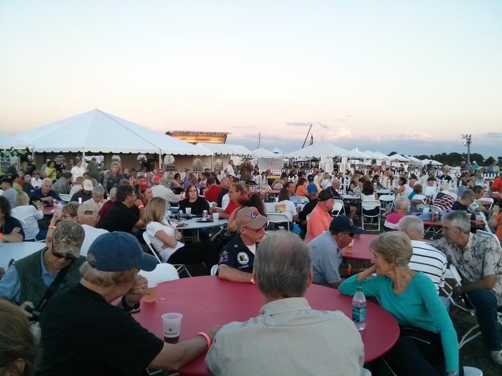 GinnyBeagan's tweet image. This is what a #dirtyflightsuitparty looks like.  #sas2014 #tcpalmsocial #aviation