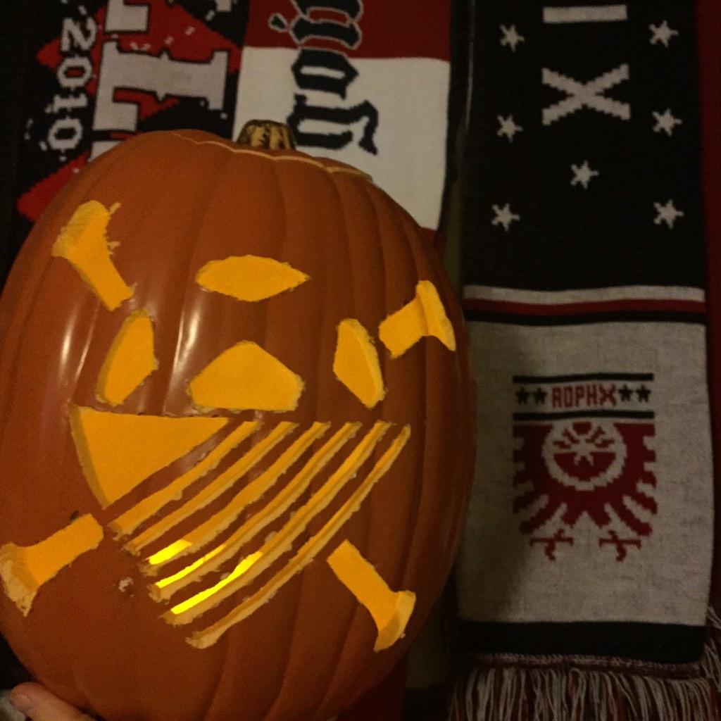 AOPHX's tweet photo. Happy HallAOween! #UniteAndStrengthen #AMoutlaws #USMNT #HOOToween http://t.co/vIQRbtvnuM